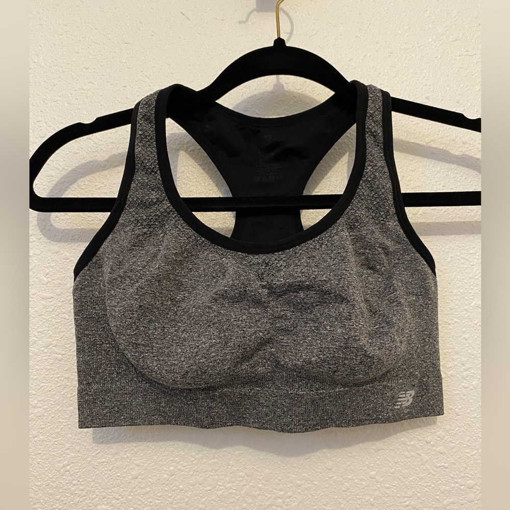 New Balance Womens Sports Bra Support Charcoal Gray Seamless Racerback  large